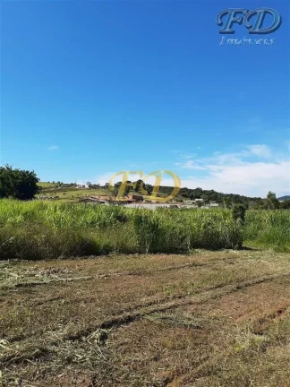 Imagem EXCELENTE SÍTIO EMATIBAIA-SP Características: 3,5 alqueires de área total (aprox. 75.000,00 m²) ...