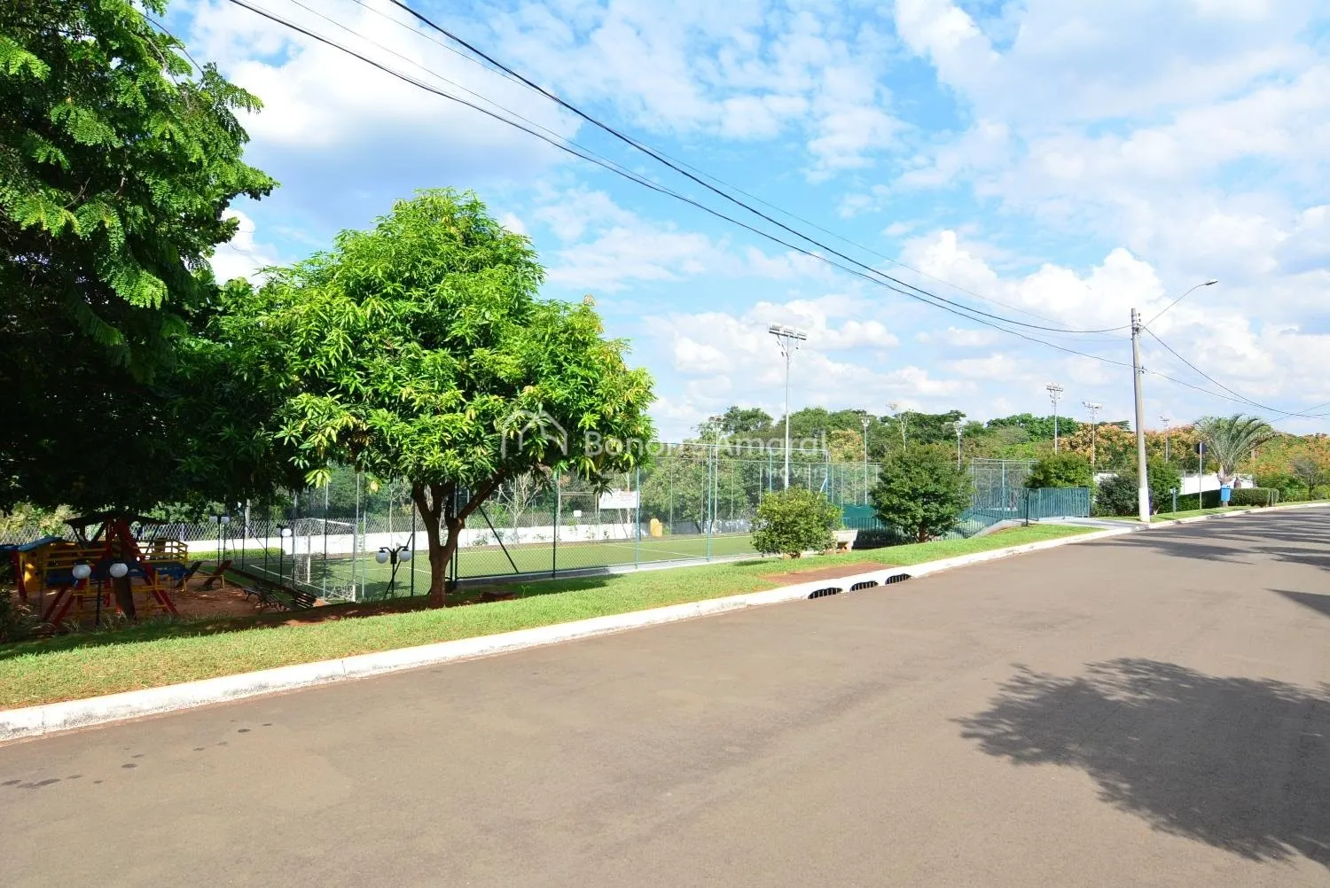 Imagem Sobrado à venda no Condomínio Paineiras - Paulínia/SP