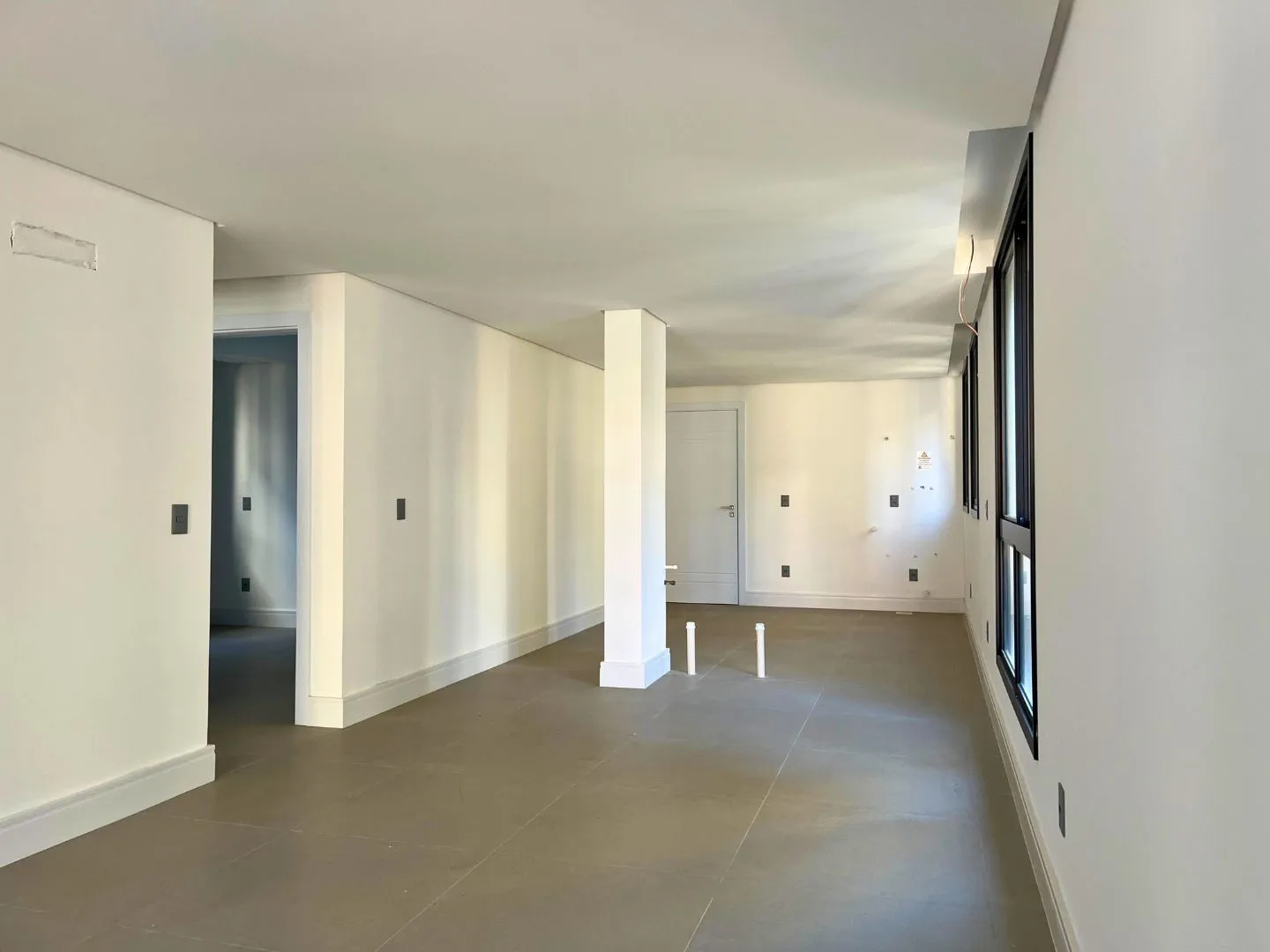 Imagem Apartamento à venda em Torres, Predial, com 2 quartos, 97m2