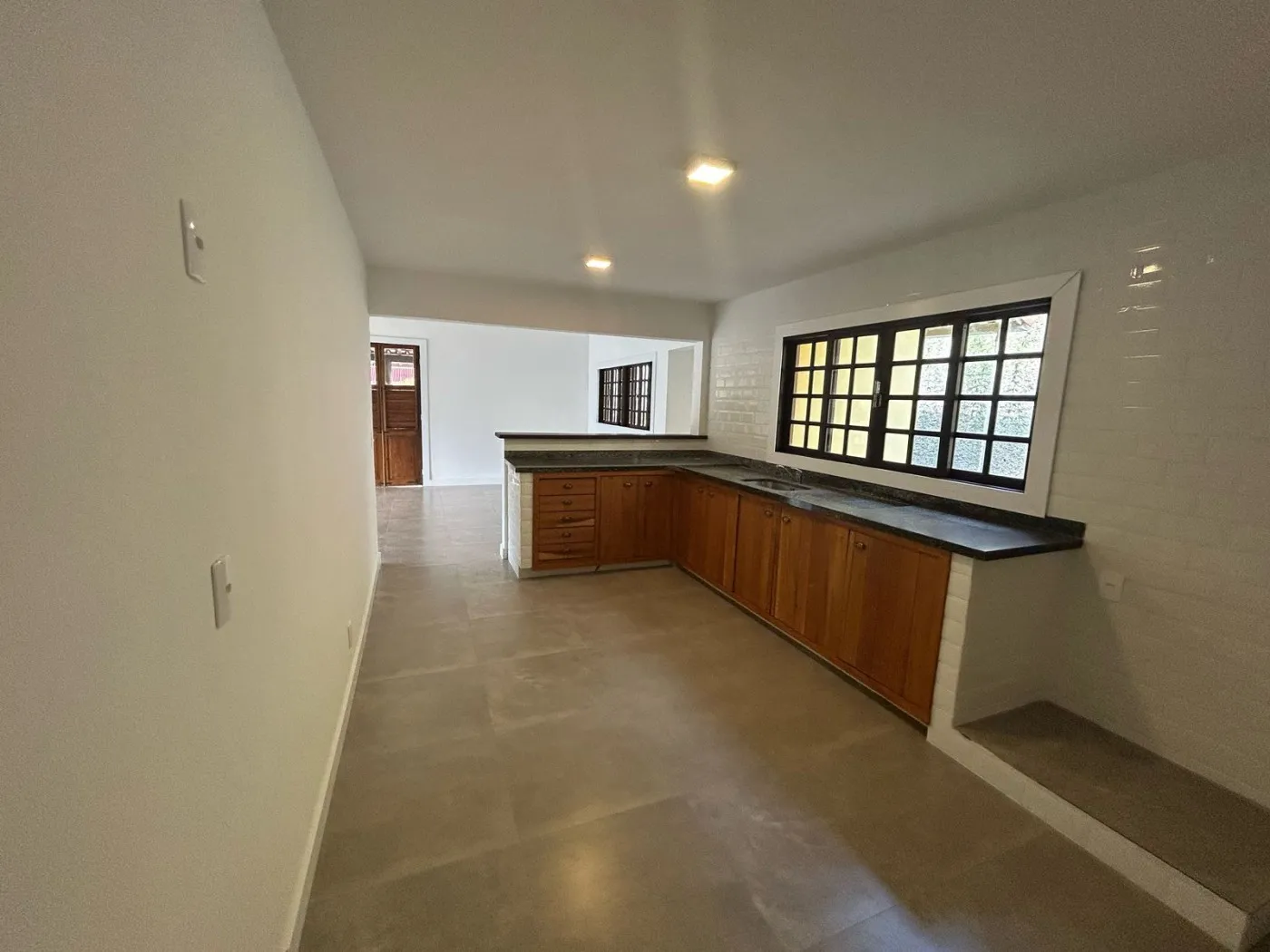 Imagem Casa em Condomínio para Venda em Petrópolis / RJ no bairro Cuiabá