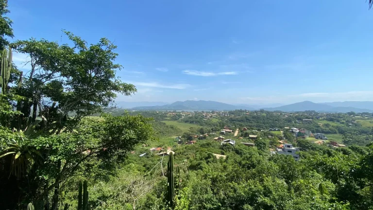 Imagem Terreno à venda na Praia do Rosa, Imbituba-SC, com 3.418m²: oportunidade de investimento!