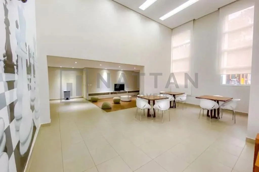 Imagem Apartamento com 3 suítes e 242 m², closet na suíte master, lavabo e 4 vagas de garagem
