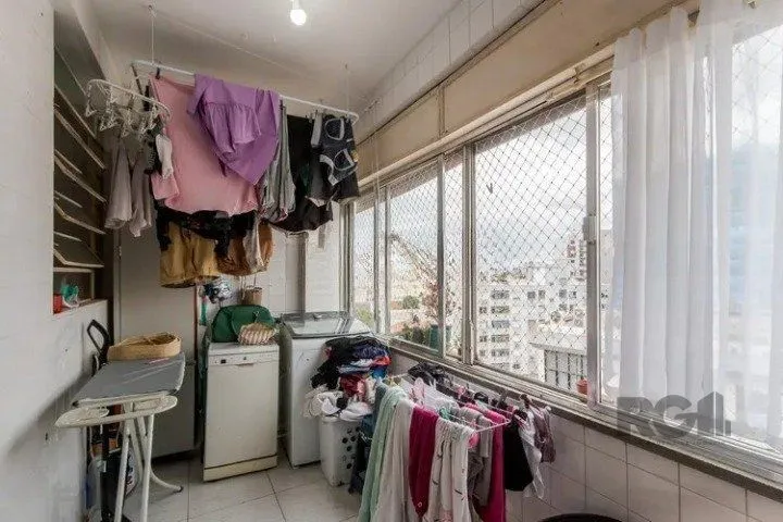 Imagem Apartamento 02 dormitórios no Bairro Floresta em Porto Alegre