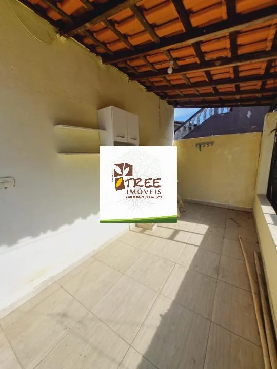 Imagem VENDA DE CASAS TÉRREAS NA VILA ORLANDA, EM SANTA ISABEL/SP, 500m² com quarto, banheiro, sala de estar, cozinha americana e fogão a lenha. CONSULTE-NOS