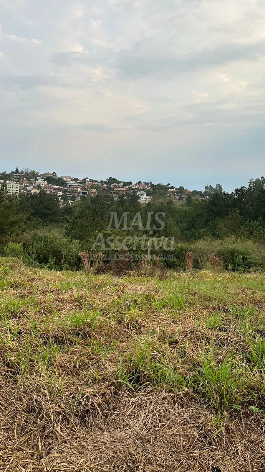 Foto do imóvel A Mais Assertiva InteligÃªncia ImobiliÃ¡ria vende; Terreno de 305,70 mÂ², infraestrutura completa, Ã...