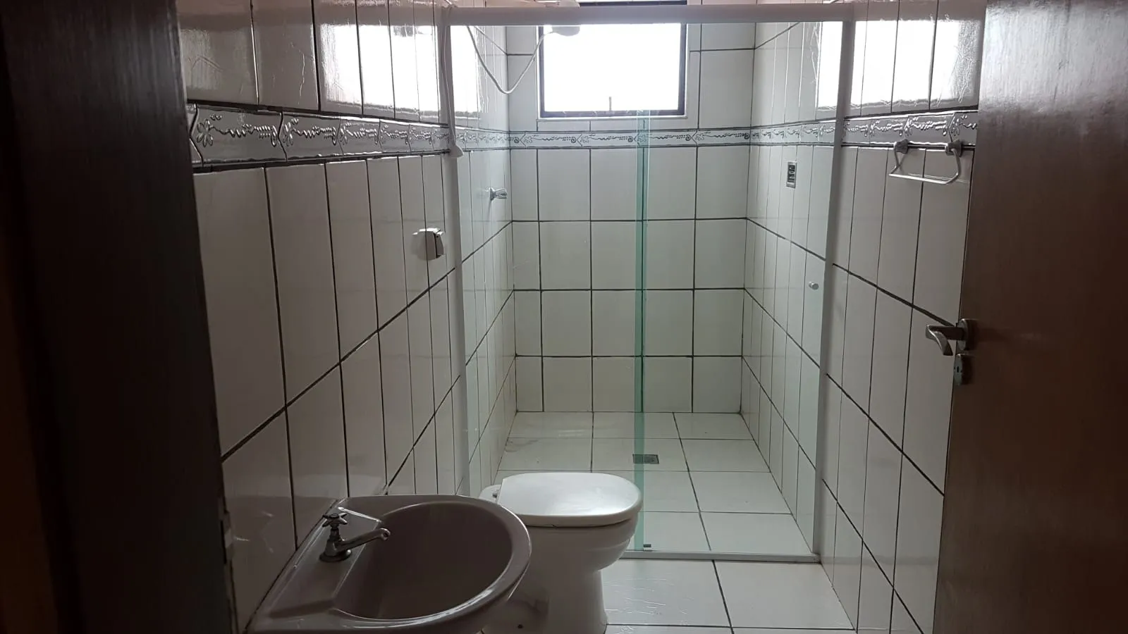 Imagem Casa a venda com amplo espaço