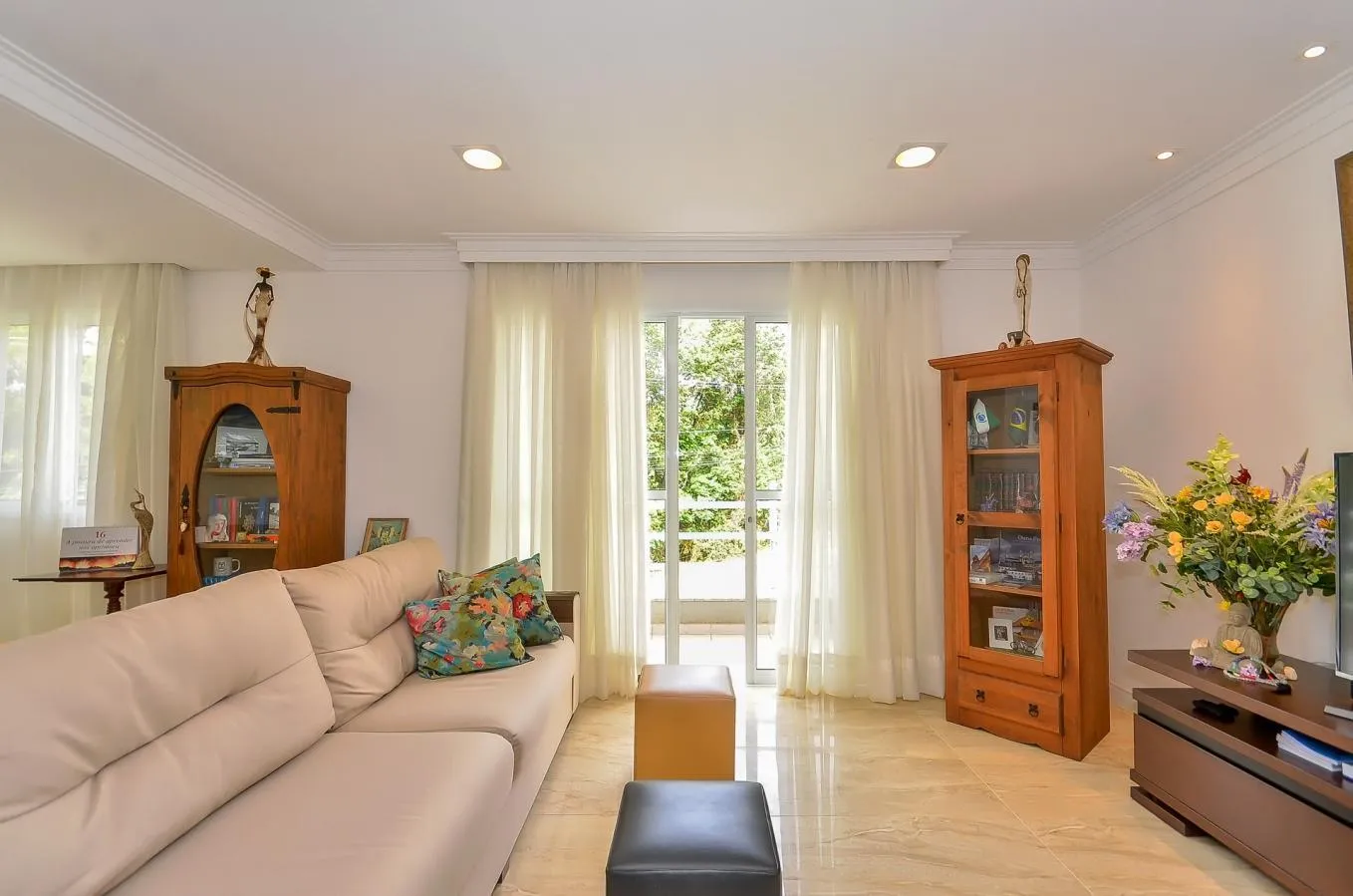 Imagem Casa a venda no Vista Alegre (Jardim Schaffer) 236 m2.