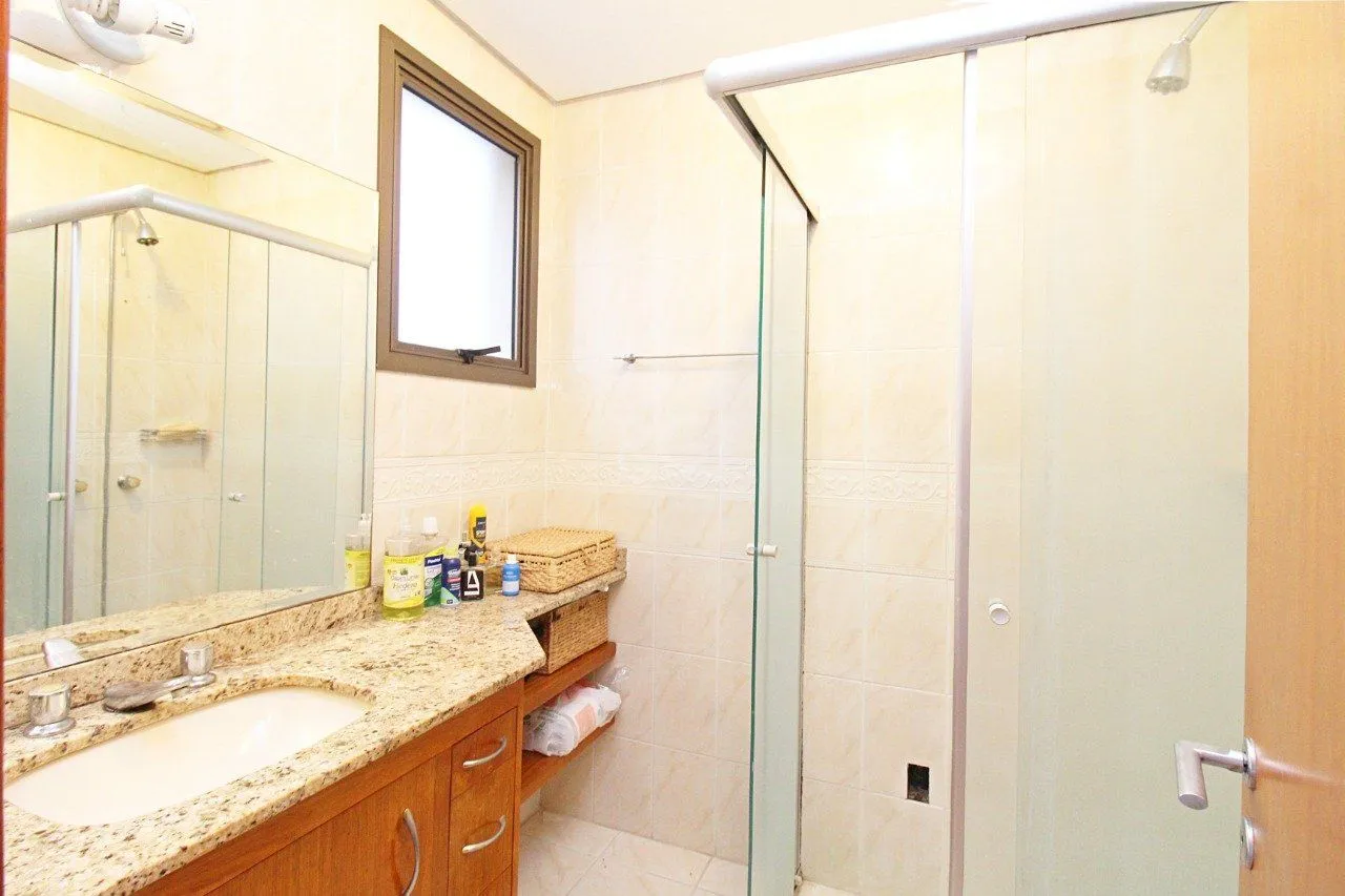 Imagem Apartamento de três dormitórios, suíte e uma vaga de garagem no bairro Santana
