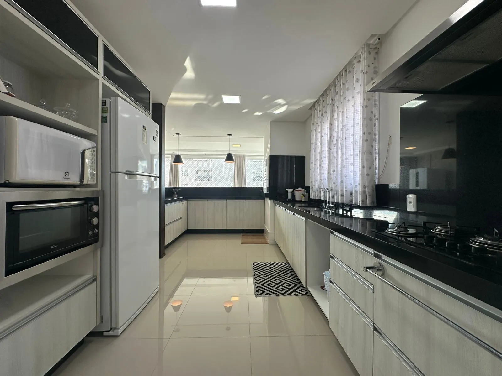 Imagem Apartamento à venda com 134m2 por R$ 2.100.000,00