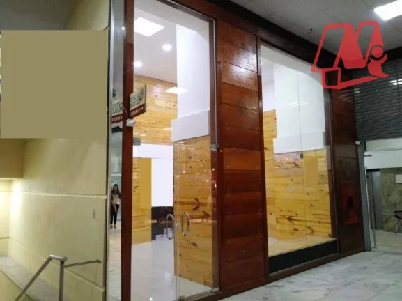 Foto do imóvel Loja para alugar, 78 m² por R$ 10.556,03/mês - Centro - Porto Alegre/RS