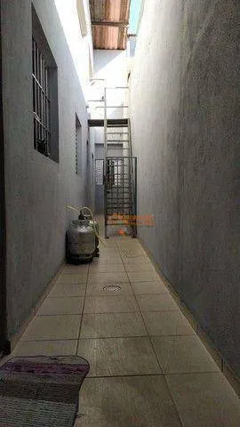 Imagem Sobrado com 3 dormitórios à venda, 344 m² por R$ 583.000,00 - Jardim Cumbica - Guarulhos/SP