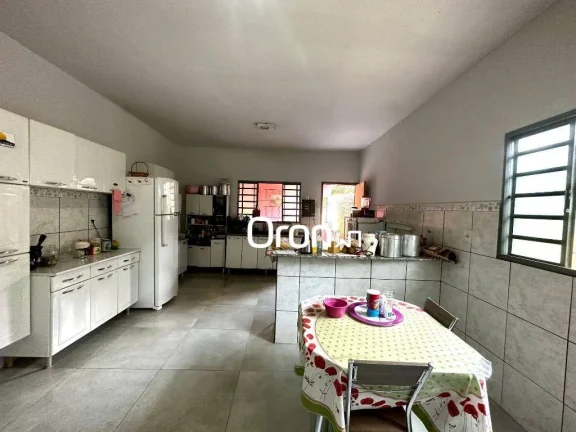 Imagem Casa à venda, 287 m² por R$ 598.000,00 - Parque das Flores - Goiânia/GO