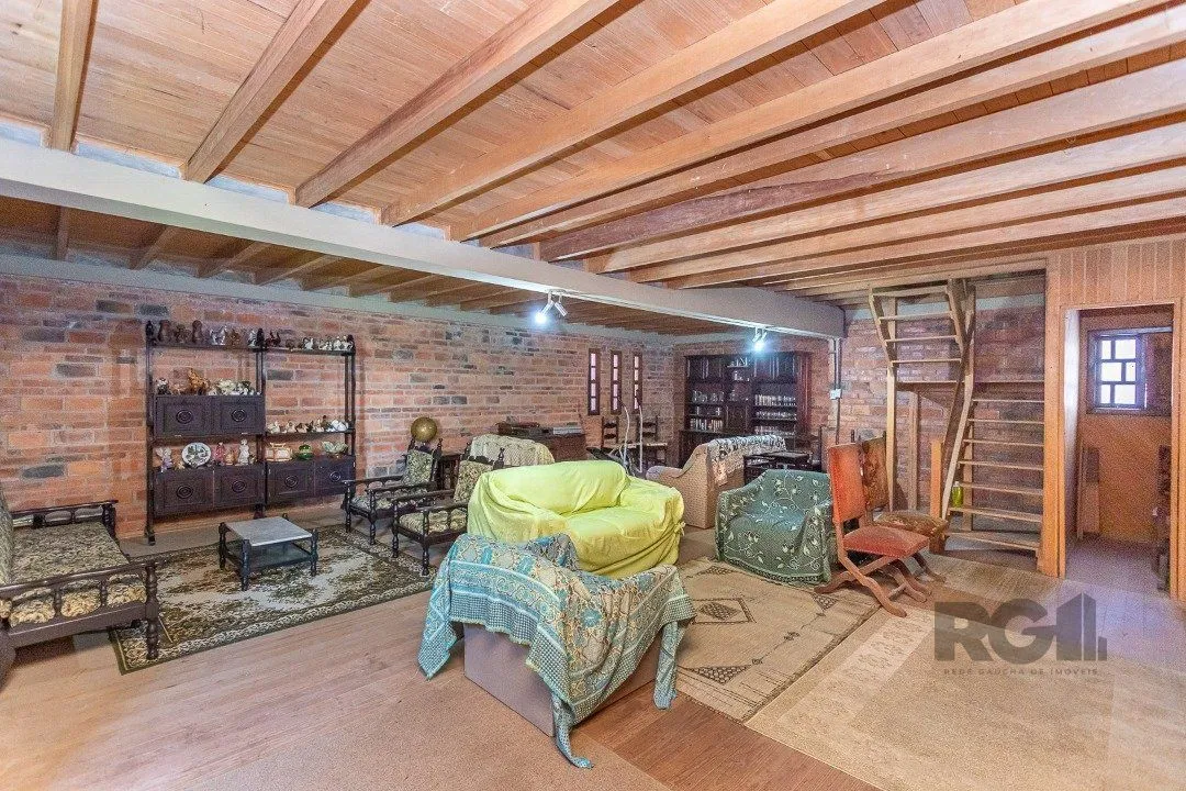 Imagem Casa 4 dormitórios, Altos da Vila Nova, Zona Sul, Porto Alegre.
