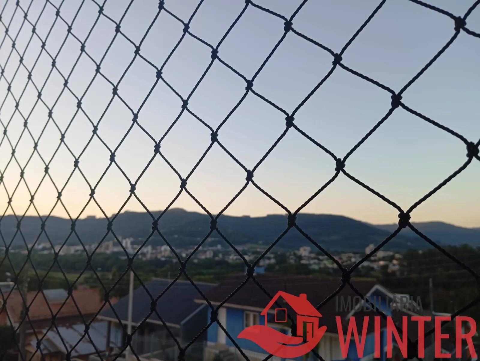 Imagem Linda casa + quiosque com 187,00m² no bairro Matiel, Feliz.