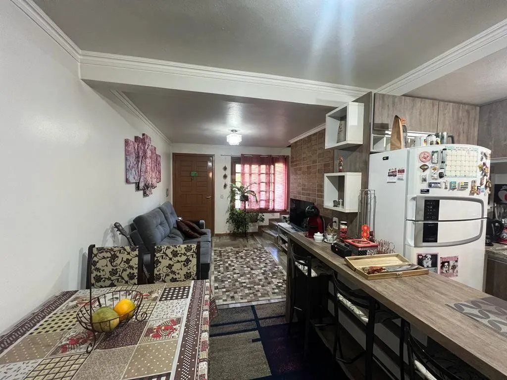 Imagem Casa 2 dormitórios, vaga de garagem, Bairro Piá