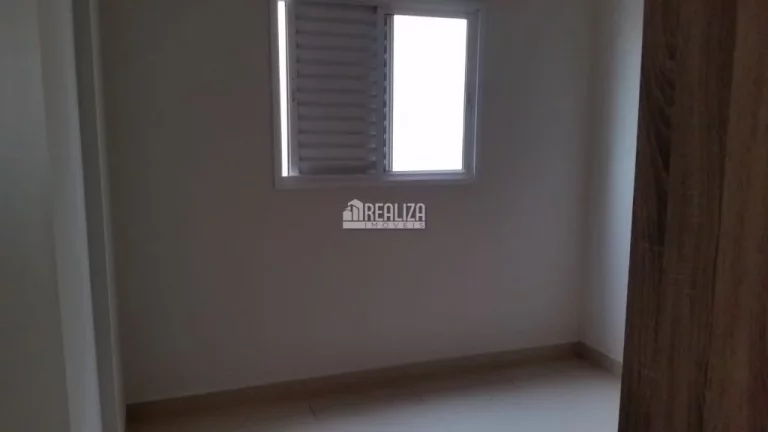 Imagem Lindo apartamento à venda no Condomínio Alencarina, Uberaba - 2 dormitórios, porcelanato!