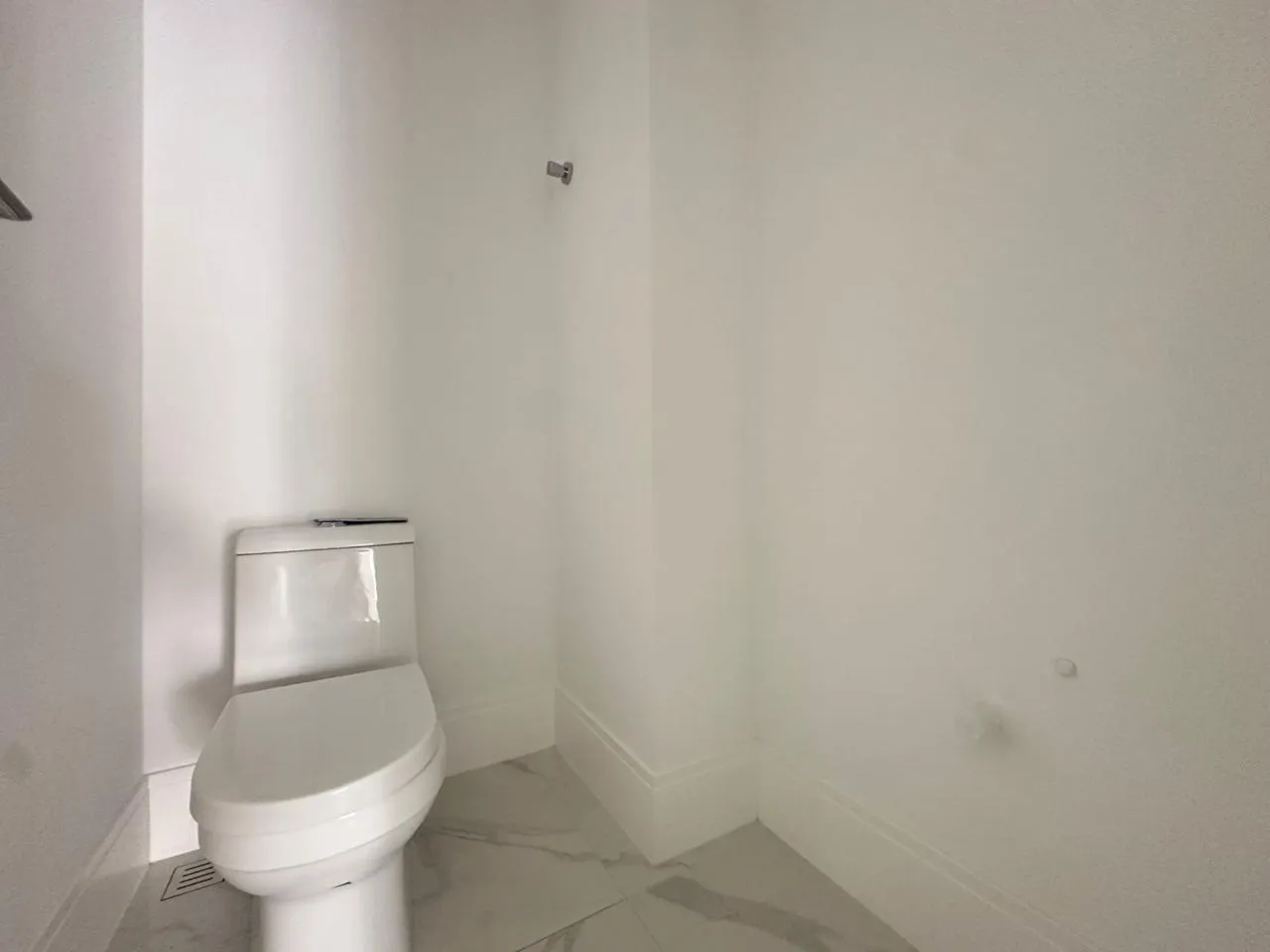 Imagem Apartamento à venda com 185m2 por R$ 2.500.000,00
