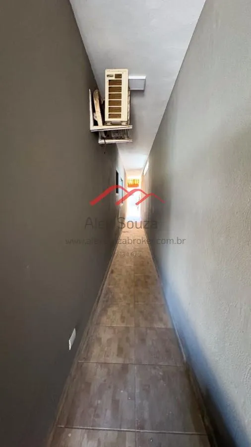 Imagem Sobrado para Venda em Hortolândia, Jardim Novo Cambuí, 3 dormitórios, 1 suíte, 3 banheiros, 2 vagas