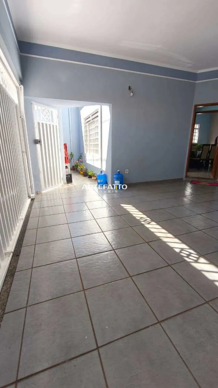 Imagem Casa à venda em Franca, Parque Dom Pedro I, com 3 quartos, 168m2
