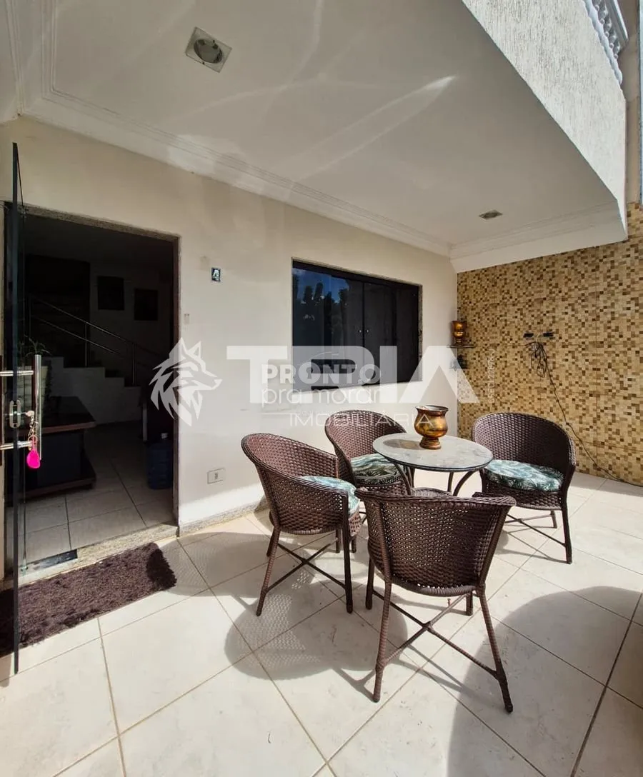 Imagem Casa de 4 quartos, 155m² no bairro Caxangá, em Recife