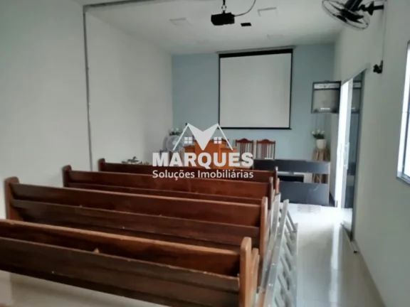 Imagem Terreno de 301m² com Salão Versátil no Jardim das Figueiras