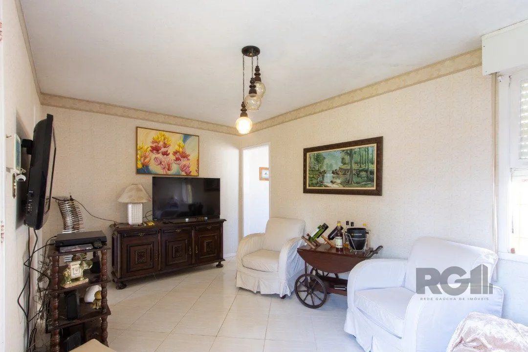 Imagem Casa em condomínio aberto, 3 quartos, edicula com 1 quarto - Bairro Santa Tereza