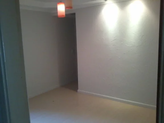 Imagem Ótimo apto, no centro da cidade próximo ao Sesc, com 2 quartos com armários, sala 2 ambientes, co...
