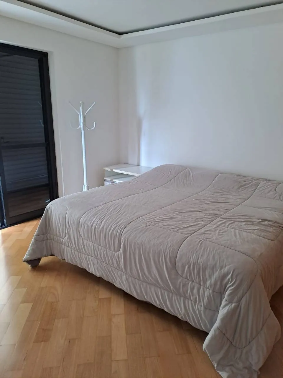 Imagem Apartamento Mobiliado de 160m² com 2 Suítes, Escritório e 3 Vagas Cobertas na Alameda Cauaxi