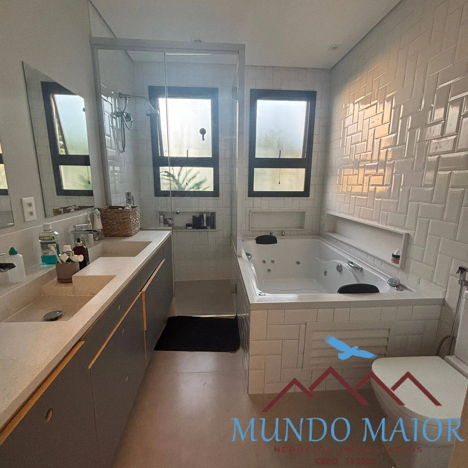 Imagem Paraíso Térreo de Luxo: Casa Tech com Rooftop Épico e Piscina Alphaville !!