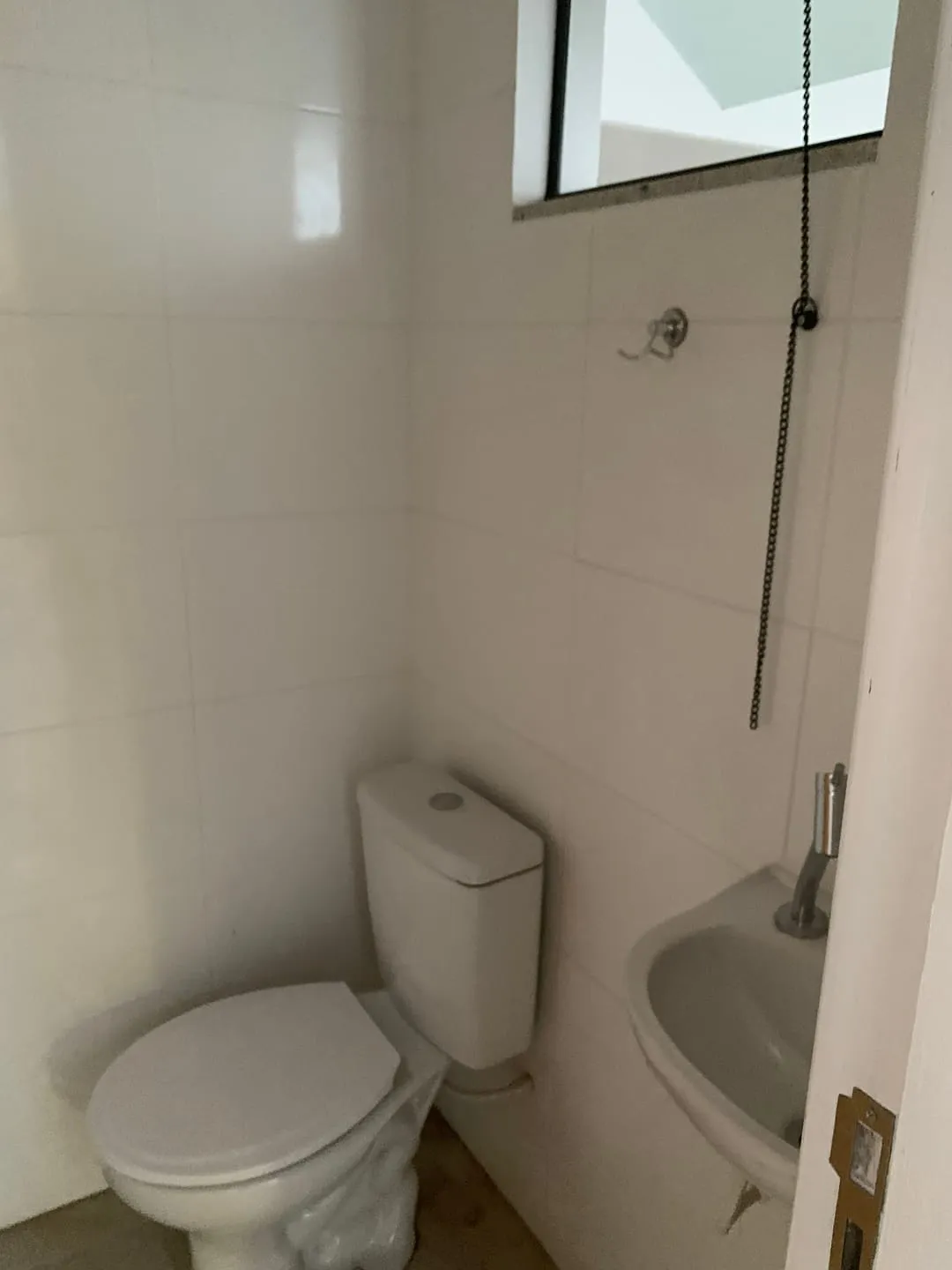 Imagem Comercial para Locação 100M², Centro, Pindamonhangaba - SP