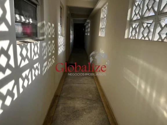 Imagem Apartamento à venda com 48m², 1 quarto, 1 quadra da praia, vaga de garagem por R$375.000,00 na Pompéia em Santos