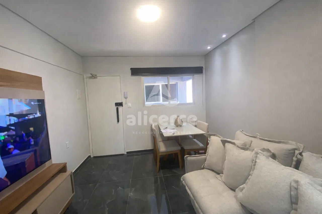 Imagem Studio à venda no Centro de Florianópolis com vista para o mar