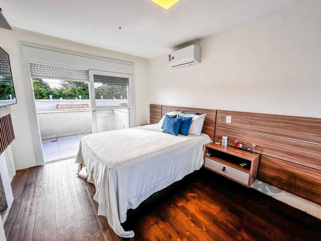 Imagem Casa Condominio a Venda - 196.38m², 4 dormitórios, 2 suites, 2 vagas Vila Nova