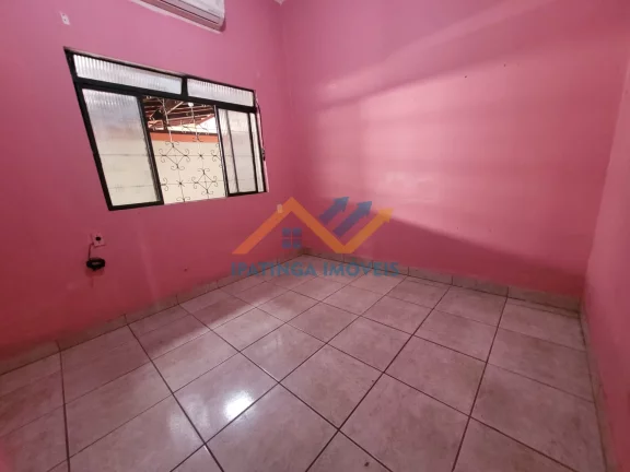 Imagem Casa em ótima localização no bairro Bom Retiro - Ipatinga