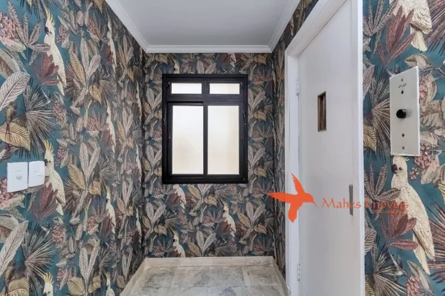 Imagem Espaçoso Apartamento de Reformado com 3 quartos (sendo 2 Suítes) em Cerqueira C?(C)sar, São Paulo - 220,95m e 2 Vagas de Garagem!