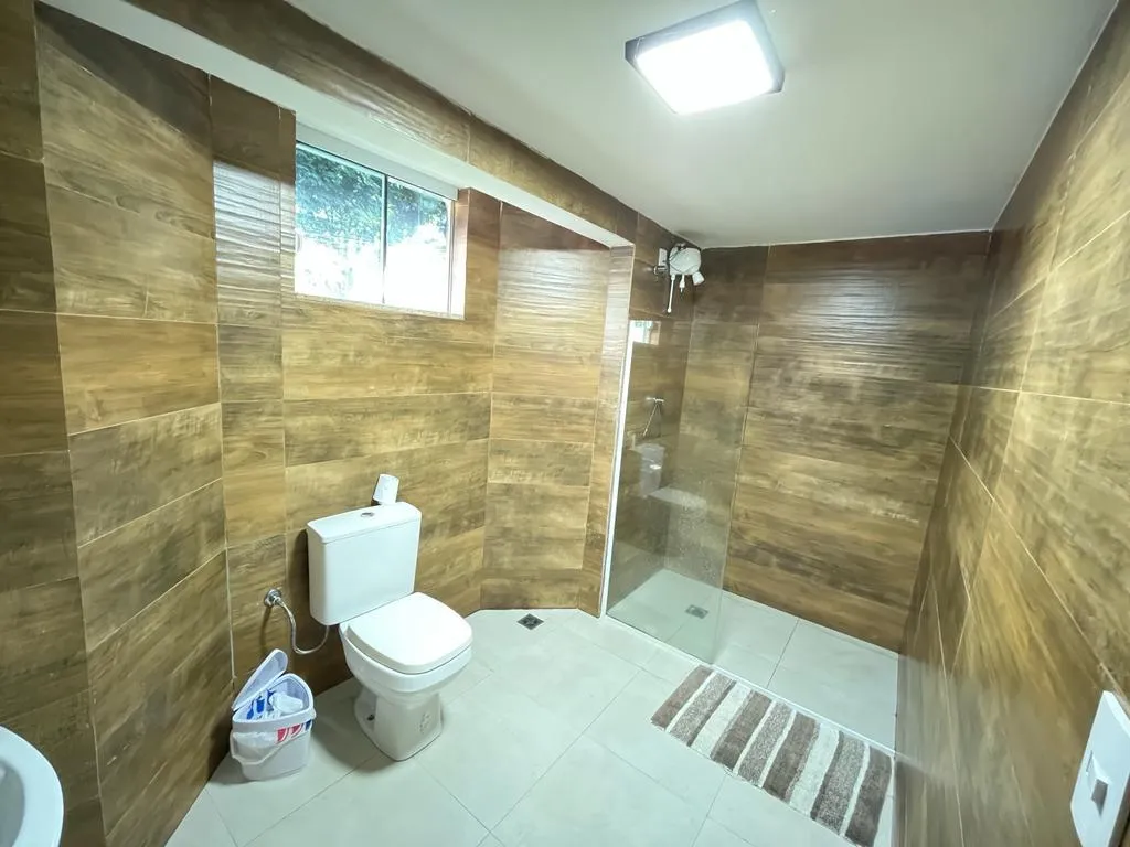 Imagem Casa 189.5m Umuarama-PR 87