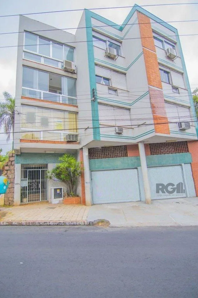 Imagem Apartamento 133m² - 3 dormitórios, 1 vaga no bairro Petrópolis