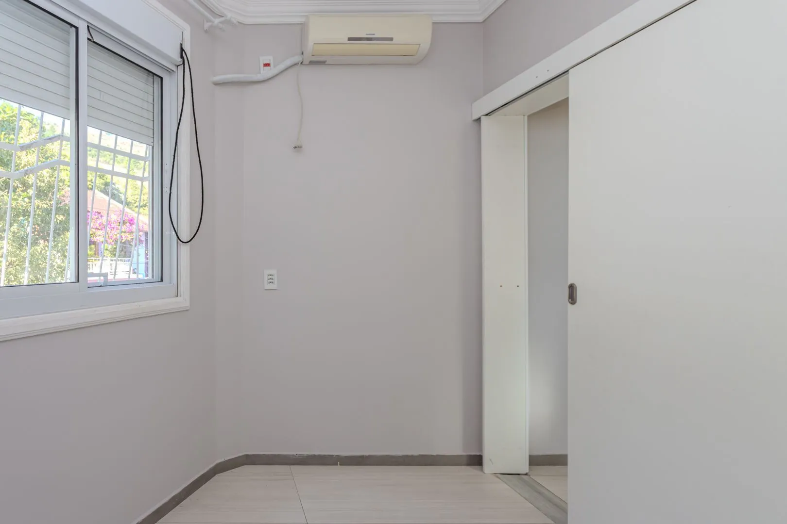 Imagem Casa sobrado no Morro Santana de 2 dormitórios e 2 vagas