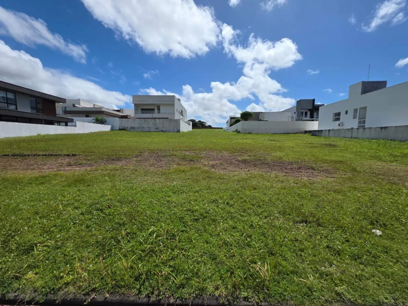 Imagem Lote para Venda em Parnamirim, Cajupiranga