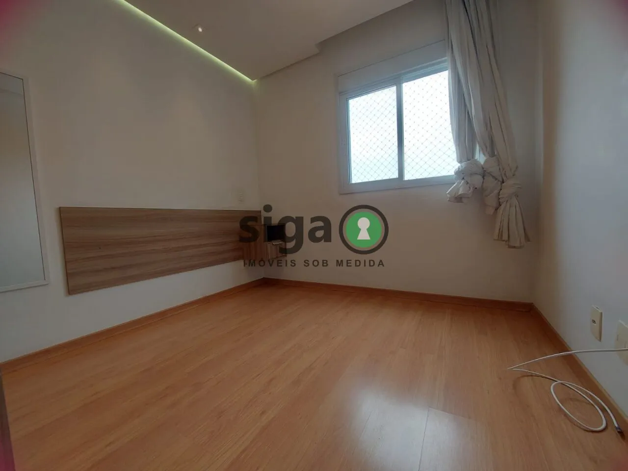 Imagem Apartamento para alugar com 01 dormitório e vaga- Square 2