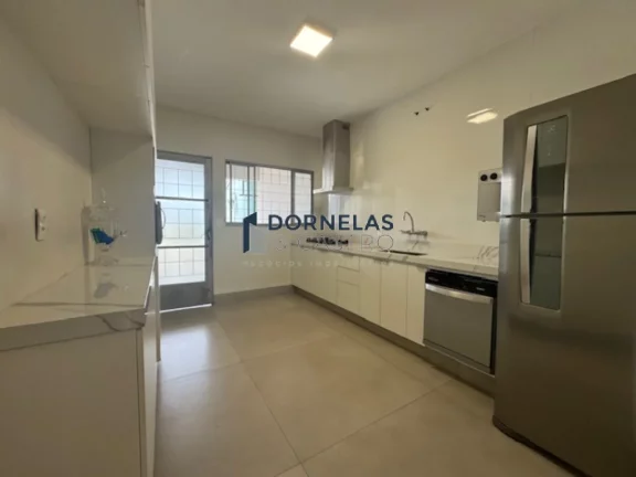 Imagem EXCELENTE SOBRADO 4 DORMITÓRIOS RUA 08 VICENTE PIRES COND. DE ALTO PADRÃO ESTUDA TROCA