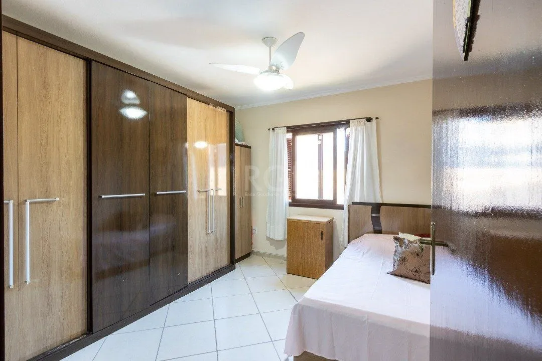Imagem Casa Condominio para Venda - 107.13m², 3 dormitórios, sendo 1 suites, 1 vaga - Cavalhada