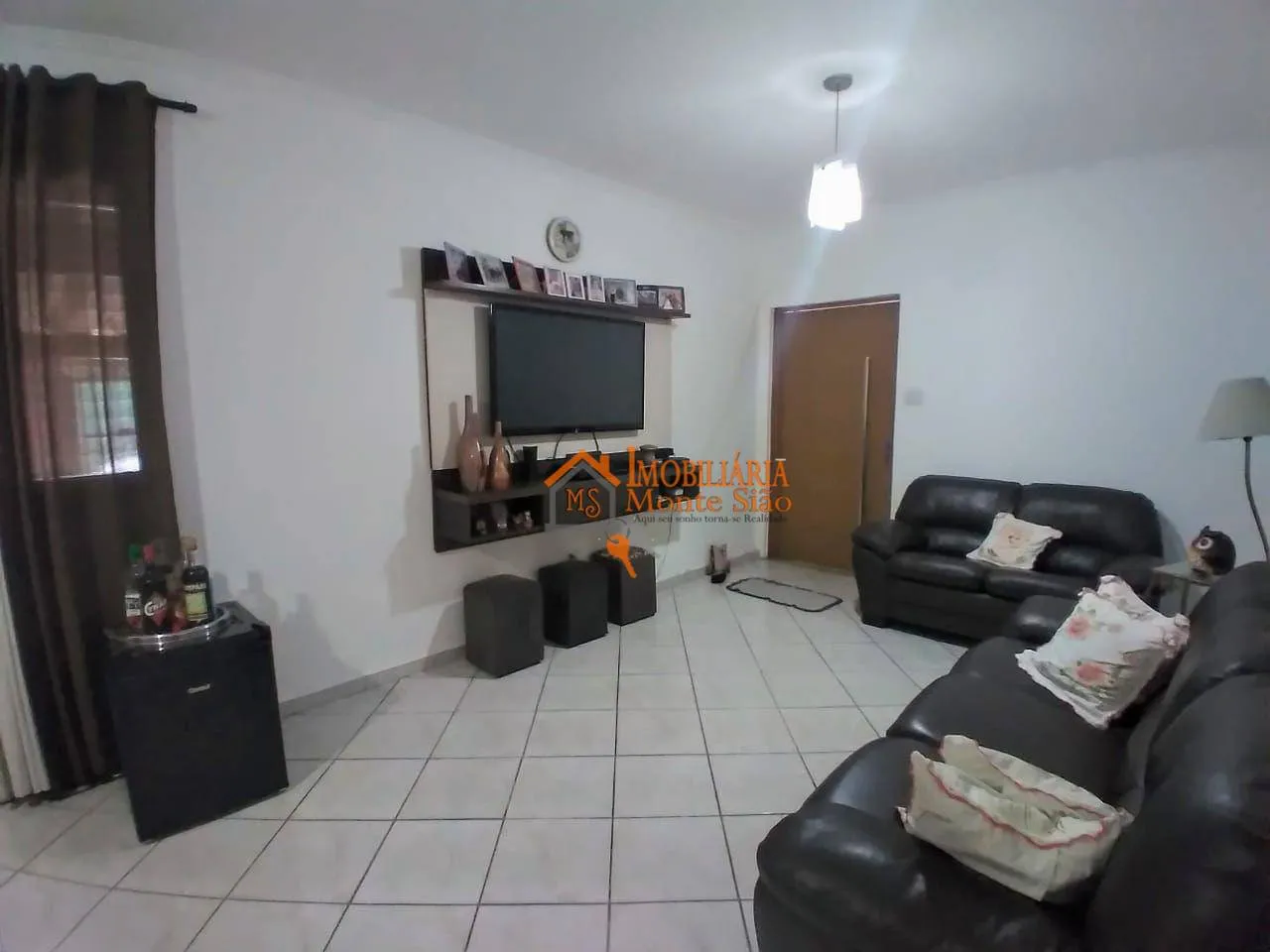 Imagem Casa com 3 dormitórios à venda, 260 m² por R$ 746.000,00 - Jardim Aida - Guarulhos/SP