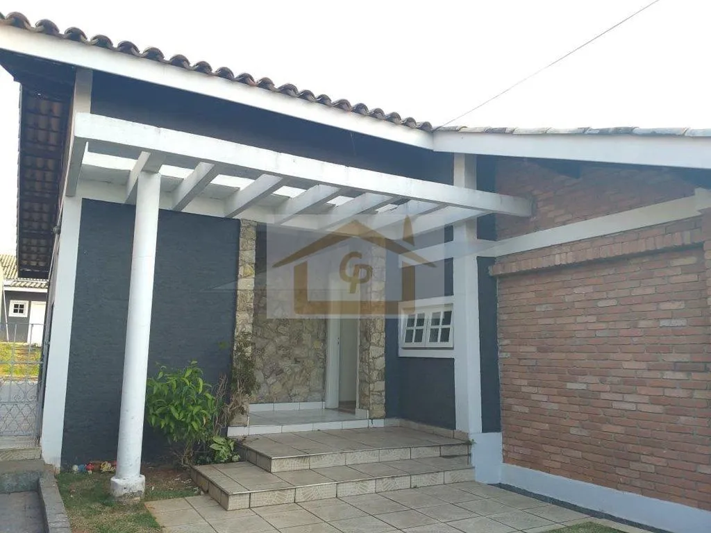 Imagem Bem agradável - Casa térrea com 3 suítes, 4 vagas *Residencial com excelente área de lazer