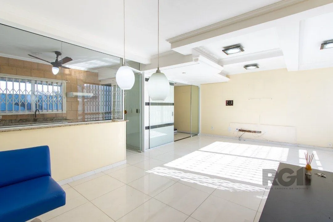 Imagem Casa Condominio para Venda - 159.05m², 3 dormitórios, sendo 1 suites, 2 vagas - Cavalhada