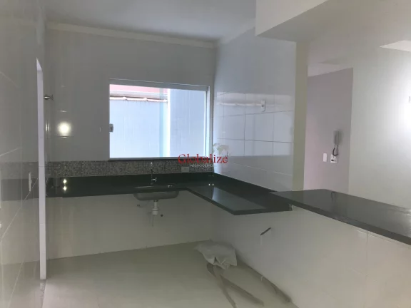 Imagem SOBREPOSTA BAIXA, 3 QUARTOS, 1 SUÍTE, 2 VAGAS DE GARAGEM, CAMPO GRANDE, SANTOS.