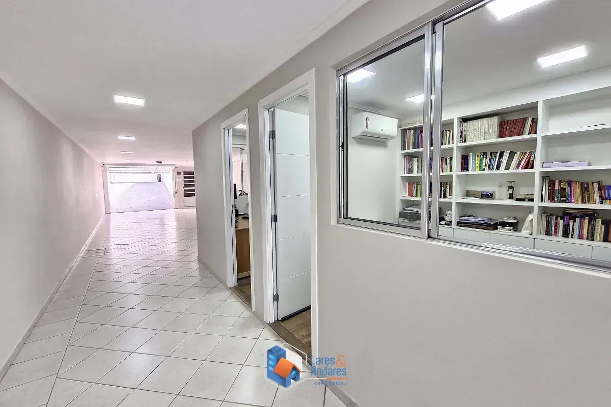 Imagem Sobrado para venda em Tucuruvi com 3 quartos, sendo 3 suítes, 234m²