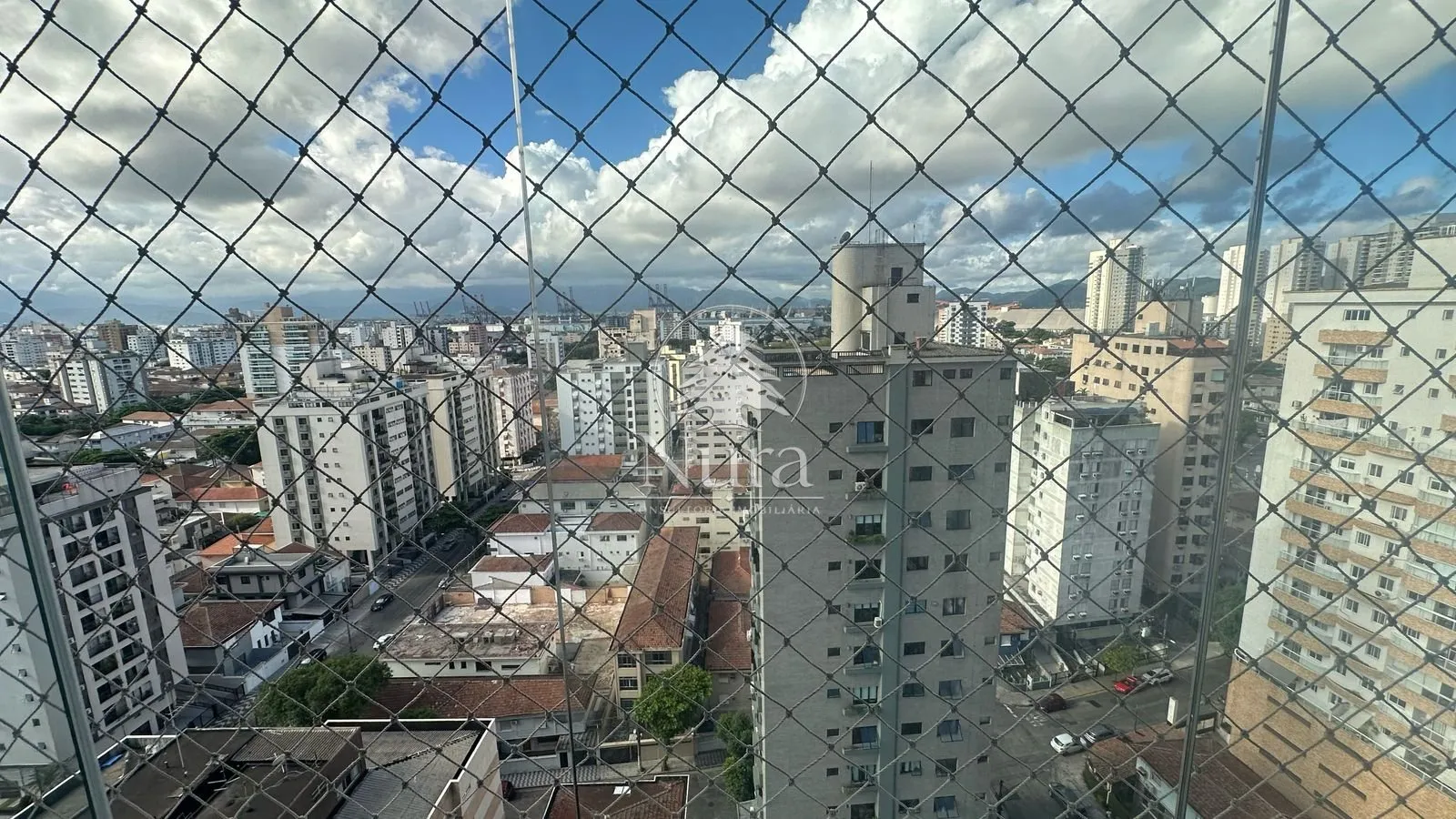 Imagem Apartamento de 2 quartos, 80m² no bairro Ponta da Praia, em Santos