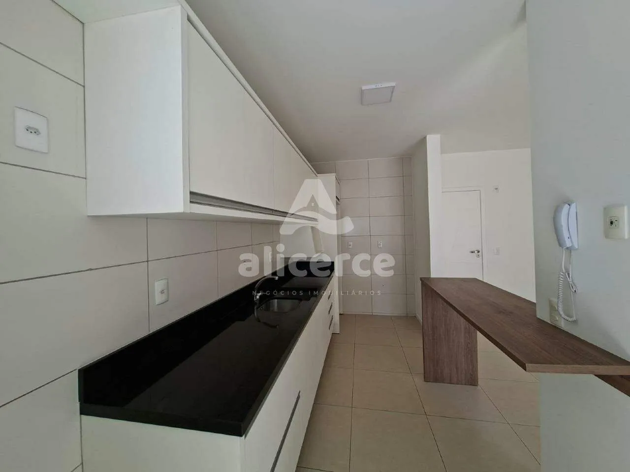 Imagem Apartamento à venda com 02 dormitórios sendo 01 suíte com 74 m² no bairro Kobrasol - São José - SC.