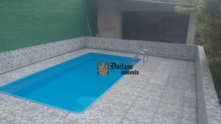 Imagem Sobrado com 3 dormitórios à venda, 250 m² por R$ 300.000 - Jardim Regina - Itanhaém/SP